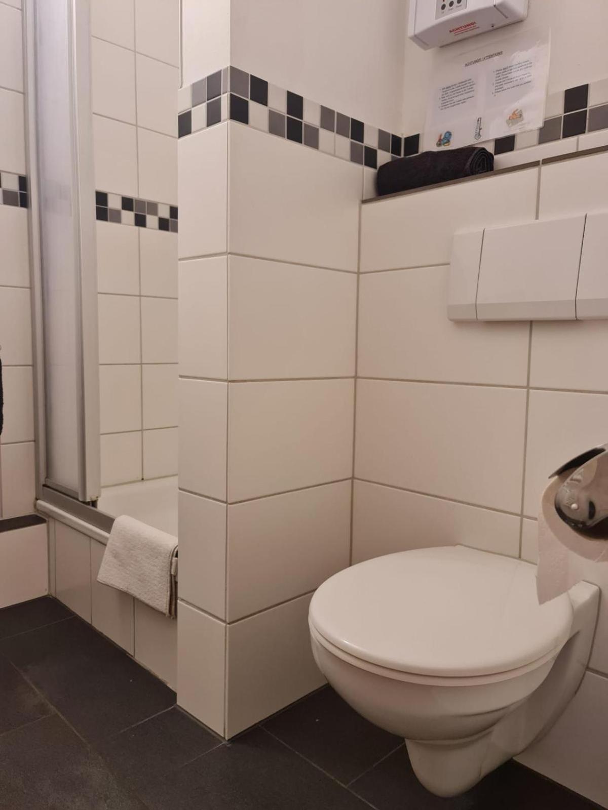 Simplex Apartments Am Ludwigsplatz Karlsruhe Dış mekan fotoğraf